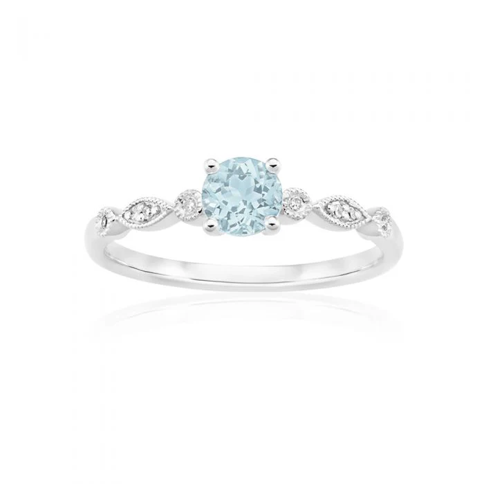 9ct White Gold Round Cut 0.45ct Aquamarine and Diamond Ring - Image 2