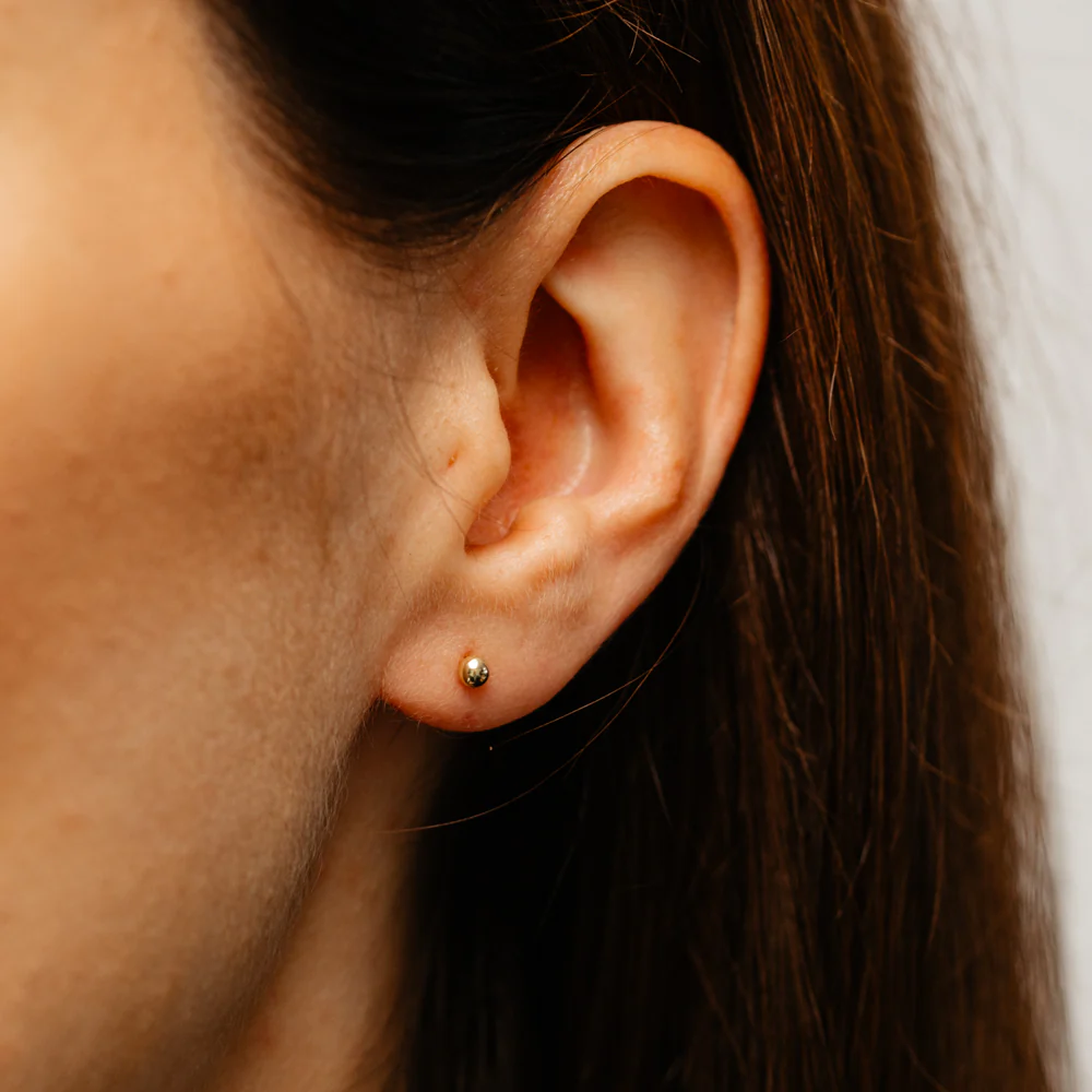 9ct Yellow Gold Silver Filled Ball 3mm Stud Earrings - Image 2