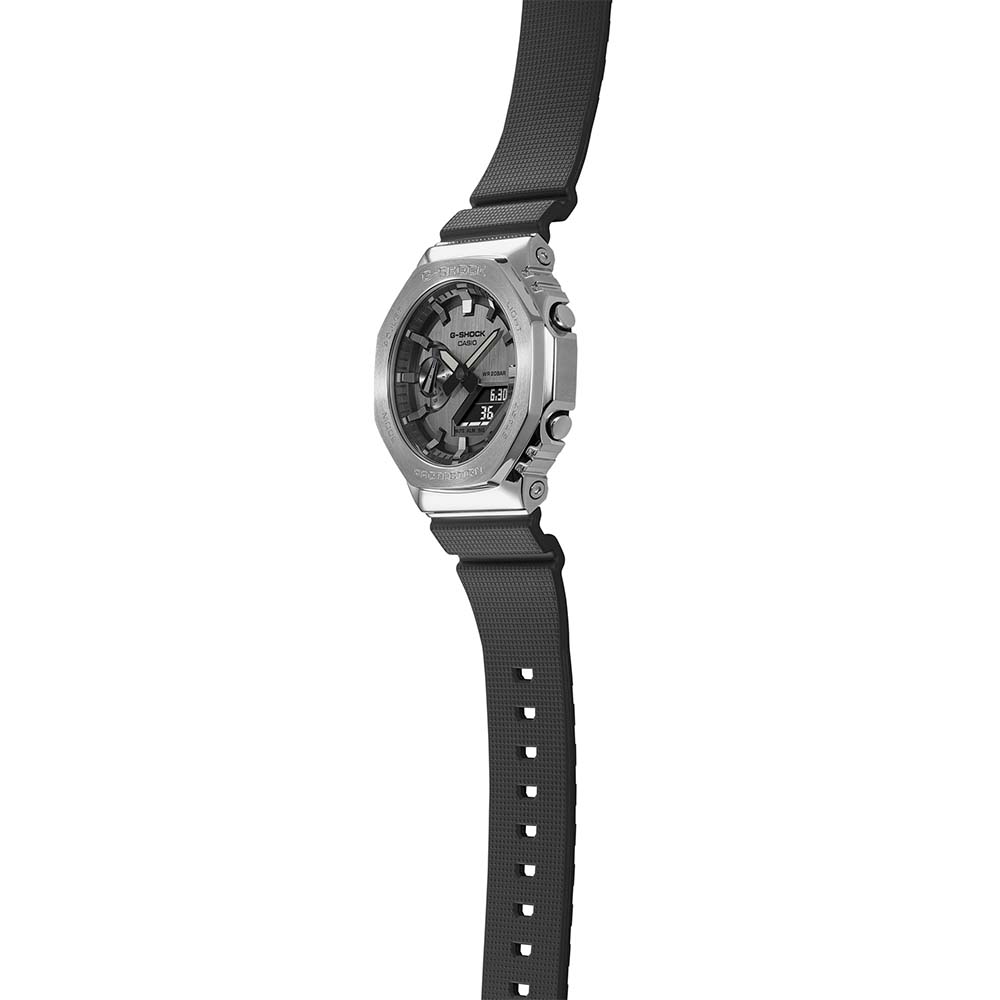 G-Shock GM2100-1A Metal Covered 'CasiOak' - Image 3