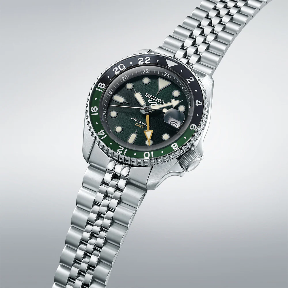 Seiko 5 SKX Series SSK035K GMT Automatic - Image 4