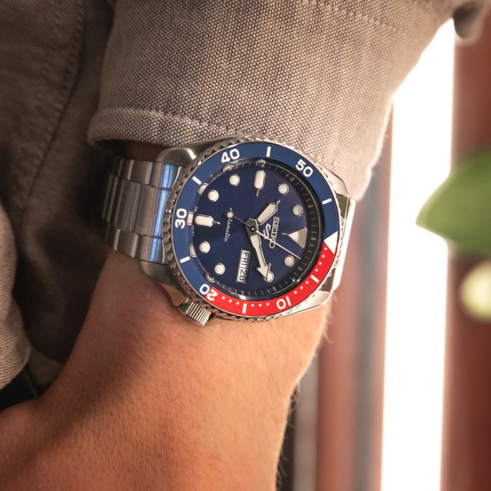 Seiko 5 Sports SKX Series SRPD53K Automatic - Image 2